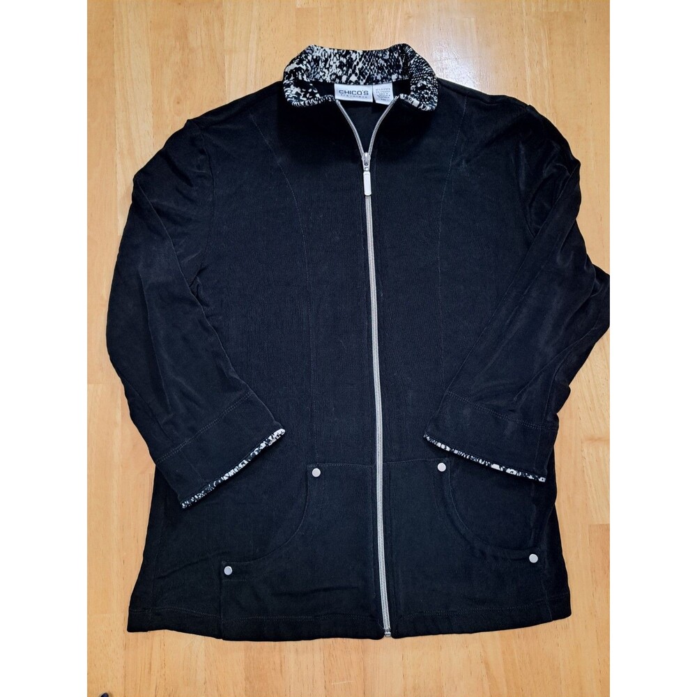 Chico's Travelers Zipper Front Jacket Black White Faux Snakeskin Sz 1 (Medium/8)